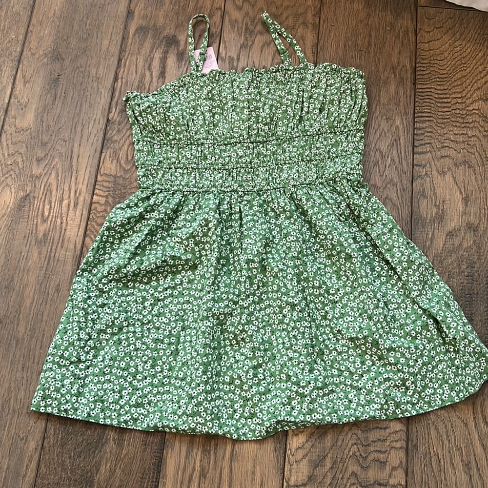 NWT Sundress Green Ditsy Floral Large